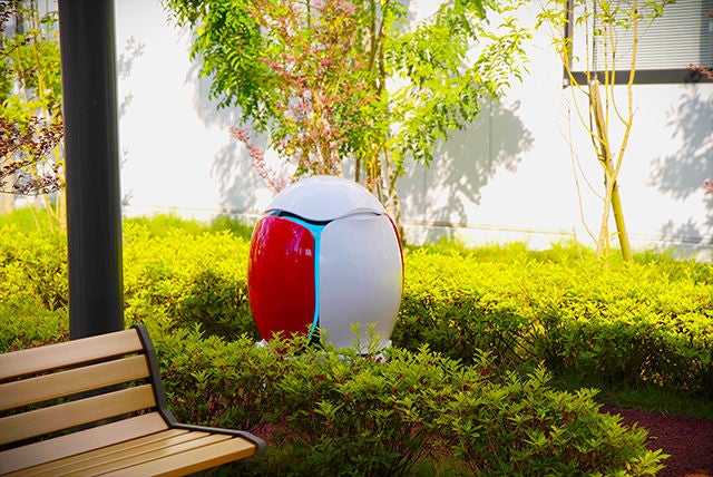 人とロボットが共生する世界へ一歩を踏み出す:NSKのアクティブキャスタ