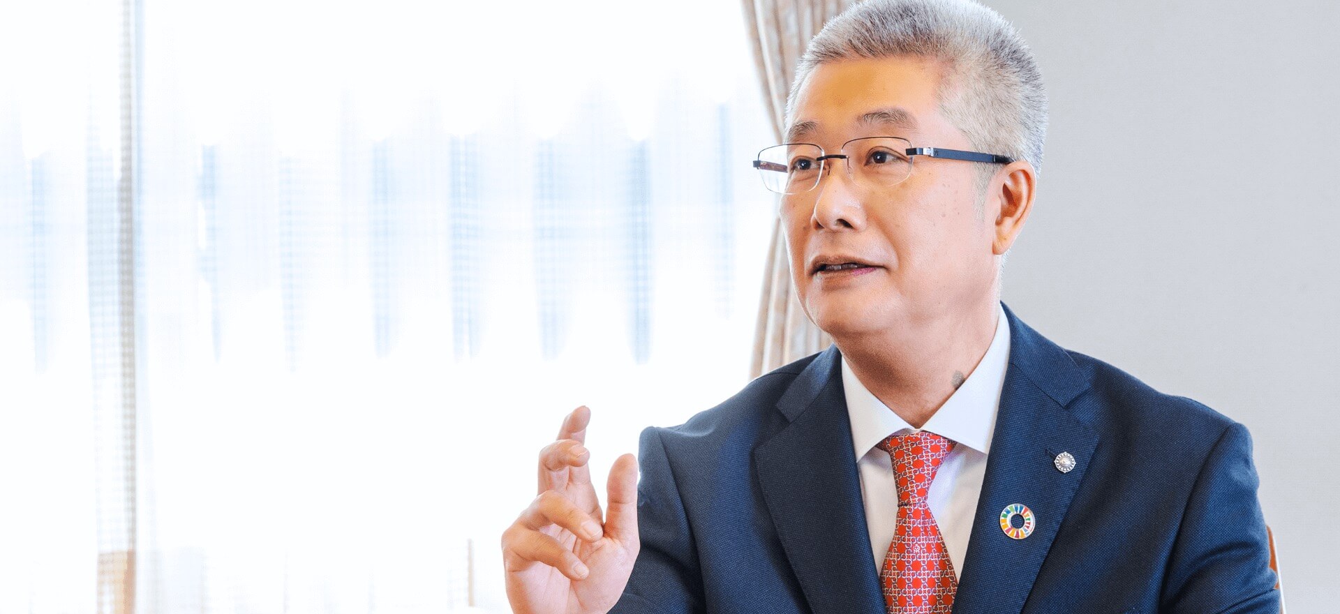 市井社長の写真02