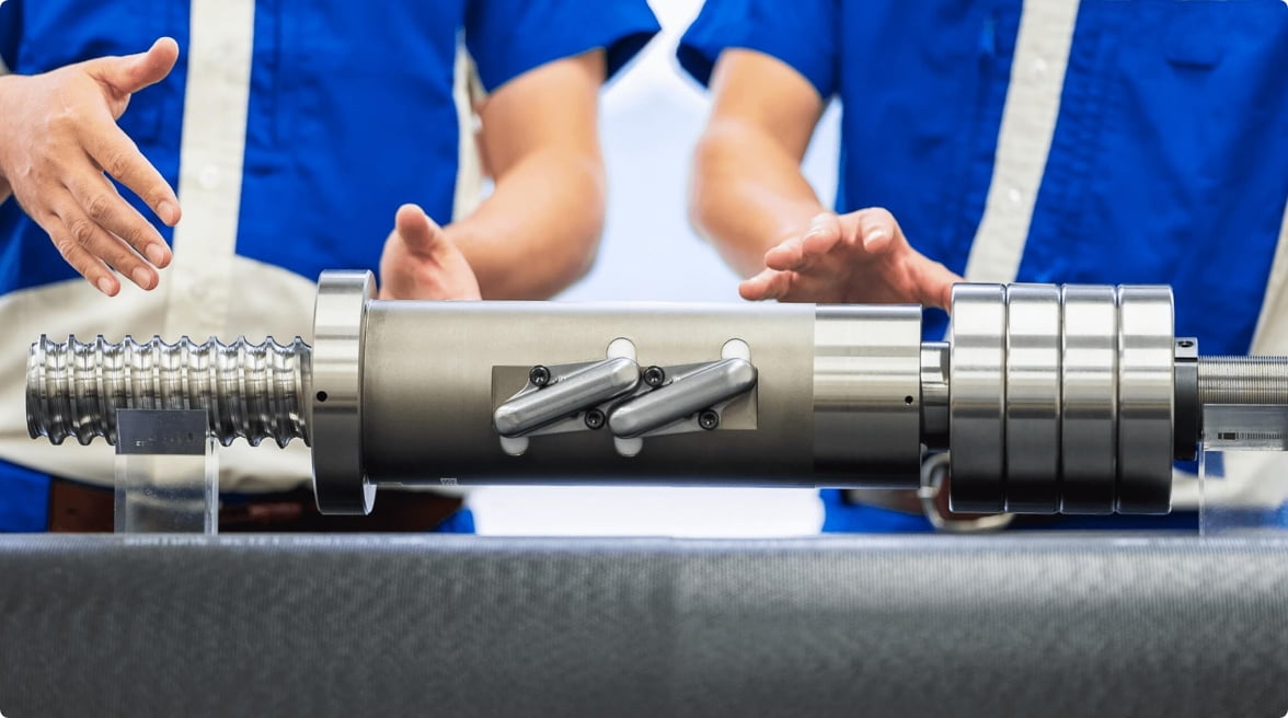 Episode.02 時を超え形に。理想の形状を生み出すNSKの技術力